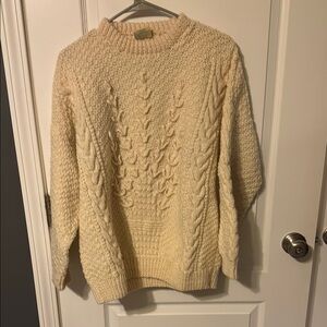 Light Cream Cable Knit Crew Neck Sweater